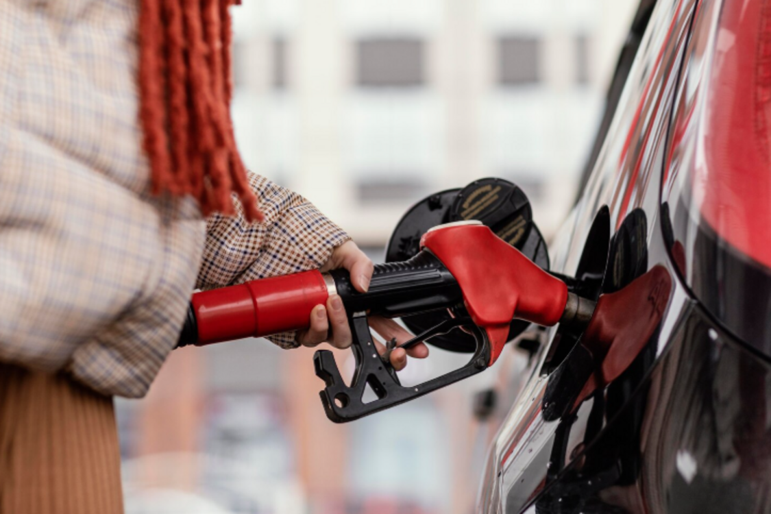 Ціни на бензин підтверджують прогнози: актуальна ситуація на АЗС України