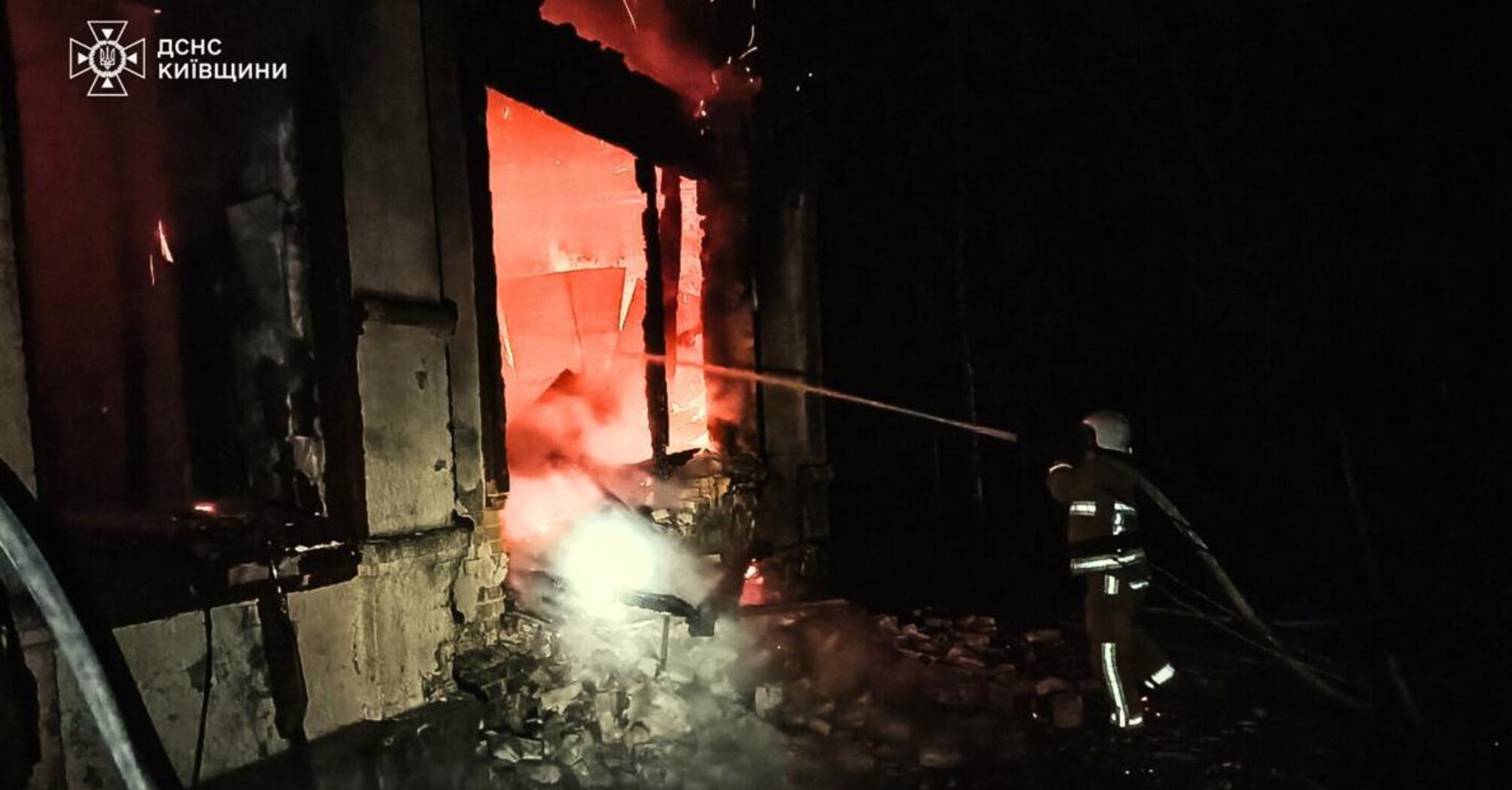 Дроны атаковали Бучанский район на Киевщине: ранен мужчина (фото)