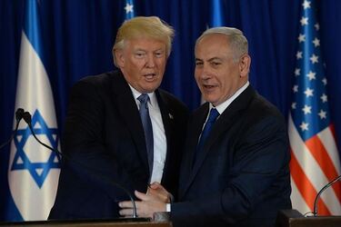 Трамп шлет Нетаньяху горячий утюг через Вэнса
