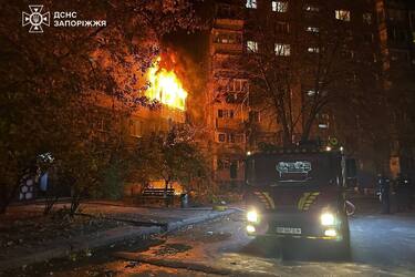 Російська армія здійснила масовану атаку по Україні дронами і ракетами: у Києві та Запоріжжі є поранені та загиблі (фото, відео)