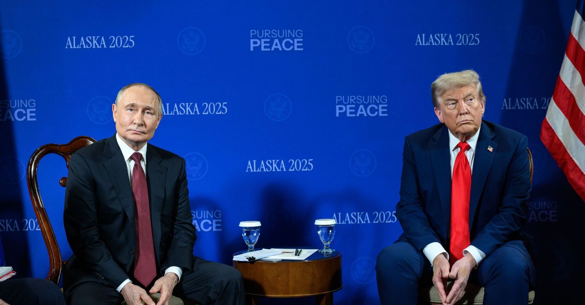В чому полягає тактика Путіна затягувати час з відповіддю Трампу по війні? 