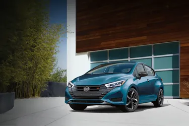 Умные авто: какие модели удивляют технологиями