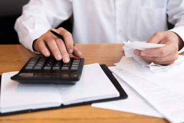 Изменения в начислении субсидий: кому из украинцев урежут выплаты во время отопительного сезона