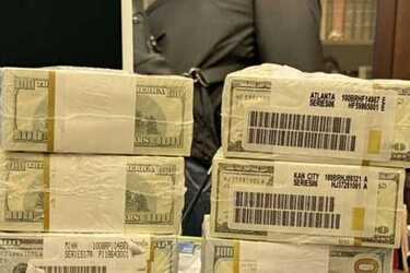 Коррупционный скандал, или Украина, которую все еще хотят вынести в мешках