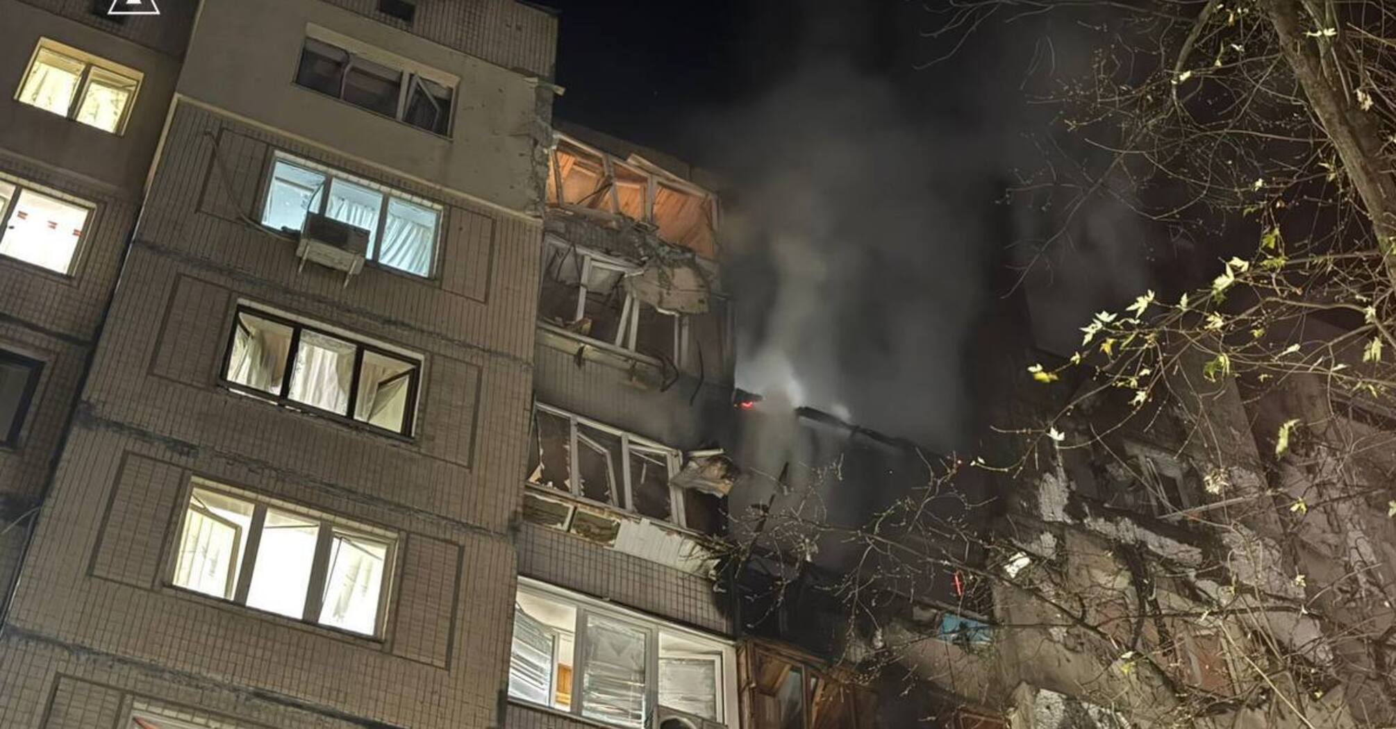 Росія масовано атакувала Київ та область дронами та балістикою: є влучання у житлові будинки та інфраструктуру, троє загиблих, серед поранених - діти (фото, відео)