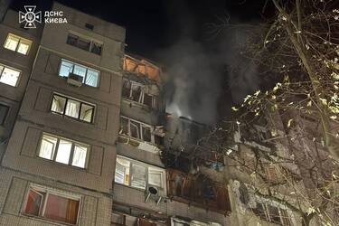 Росія масовано атакувала Київ та область дронами та балістикою: є влучання у житлові будинки та інфраструктуру, троє загиблих, серед поранених - діти (фото, відео)