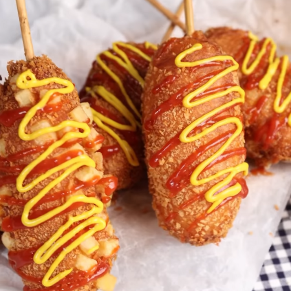 Хрусткі корейські корн-доги: стріт-фуд можна приготувати дома