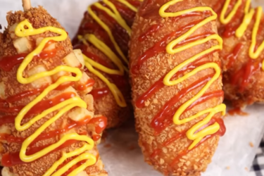 Хрустящие корейские корн-доги: стрит-фуд можно приготовить дома