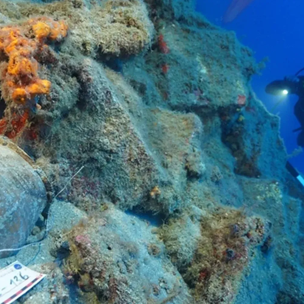 Археологи виявили у Туреччині древню гавань та кораблі віком 4000 років (фото)