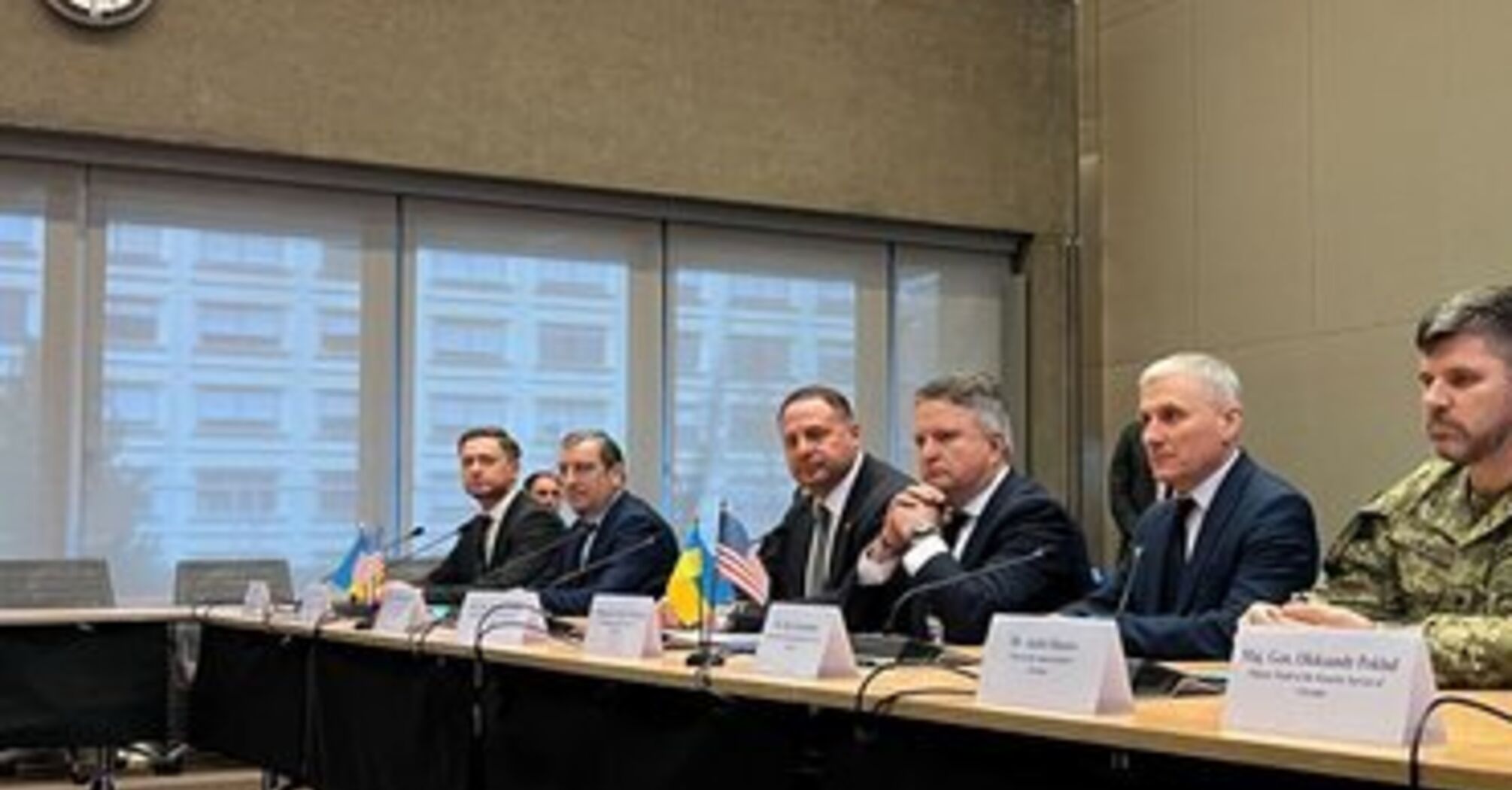 Переговори у Женеві: Україна та США випустили спільну заяву   