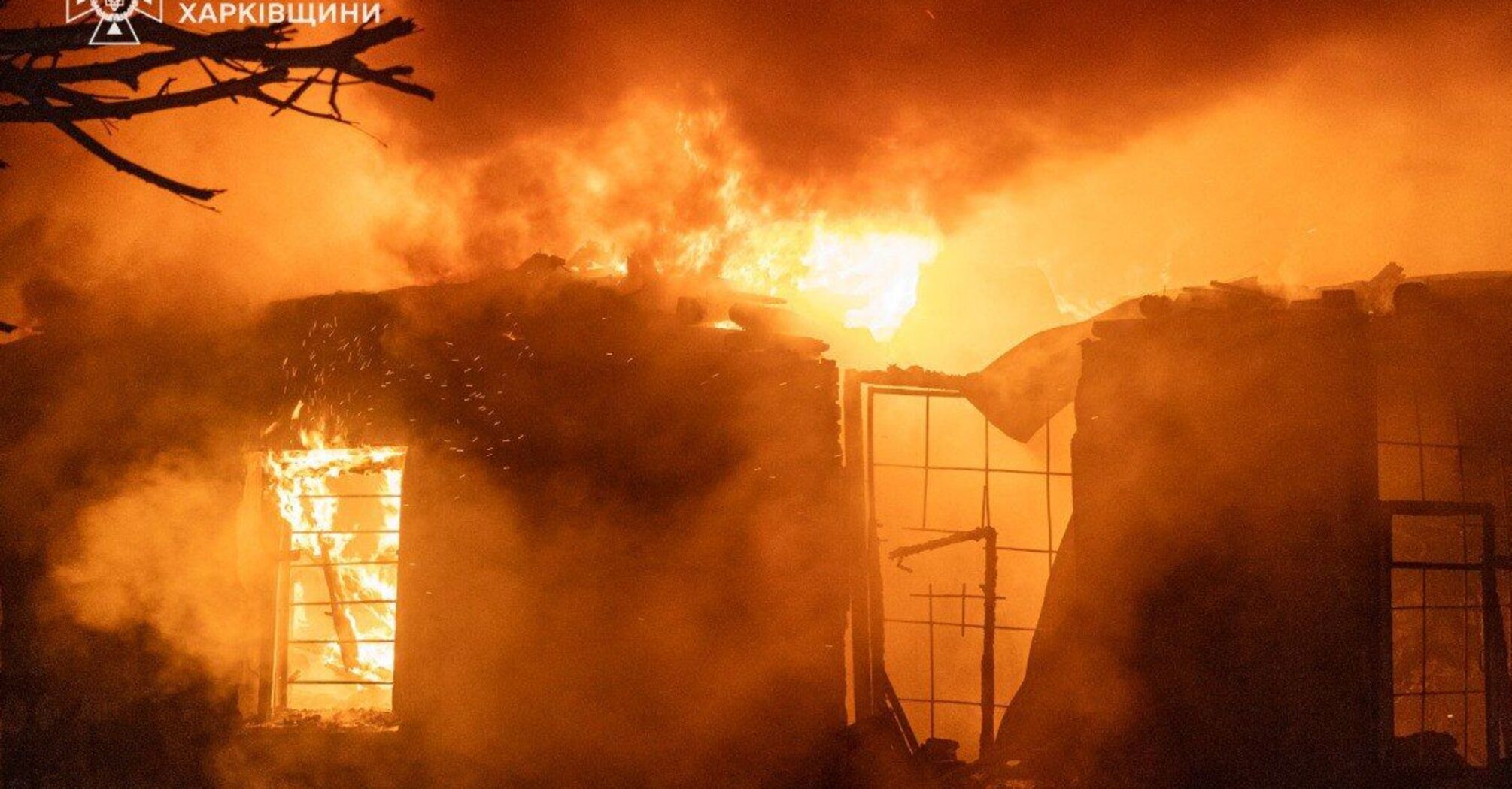 Російська армія атакувала Харків: пошкоджено приватні будинки та енергетична інфраструктура, є загиблі та поранені (фото, відео) 