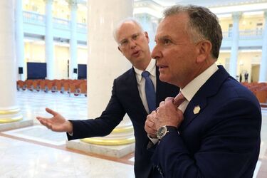 Виткоффов подсказывал российской стороне, как правильно общаться с Трампом - Bloomberg опубликовал разговоры