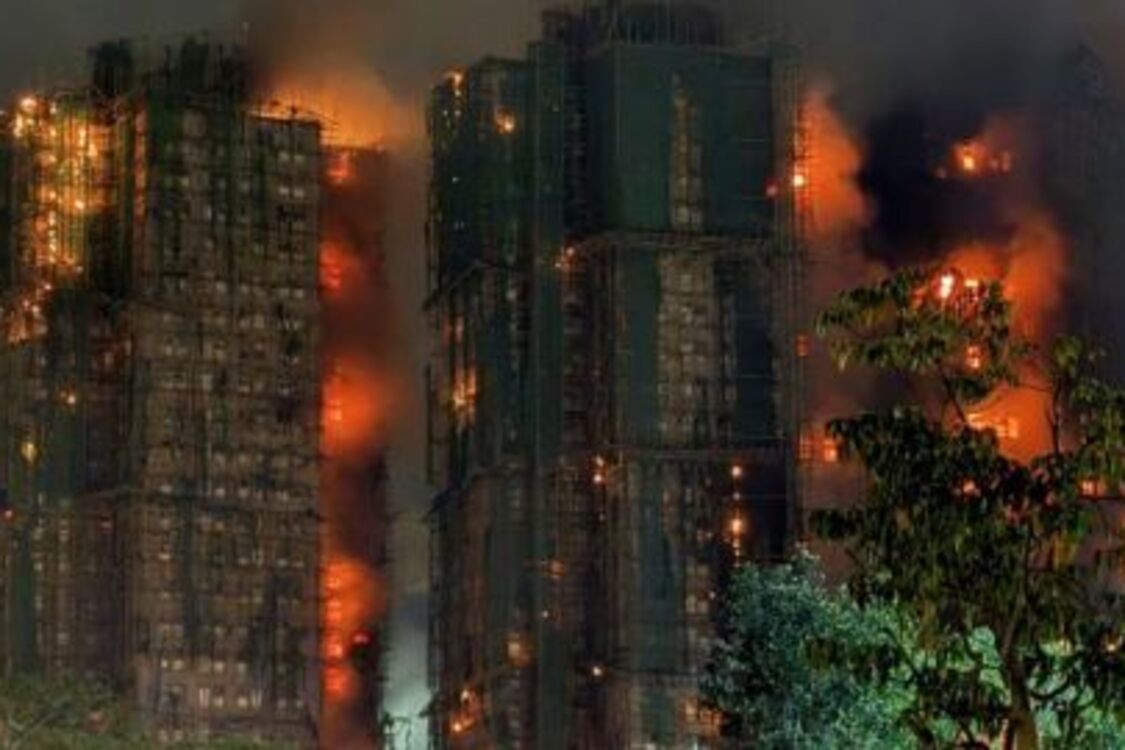 Масштабна пожежа у 31-поверхівках Гонконгу: загинуло понад 40 людей (фото, відео)