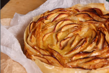 Ідеальний яблучний пиріг: найкращий десерт осені