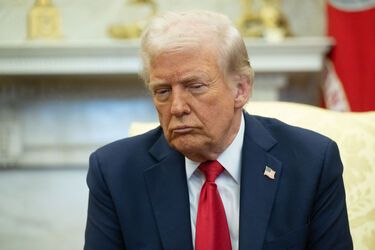 Американский маятник Фуко: Трамп получил достойного противника