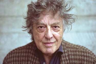 Ніякого мистецтва поза політикою не буває: доведено британським драматургом