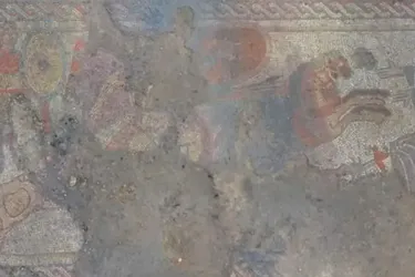 В Британии обнаружили уникальную древнюю мозаику: чем интересна (фото)