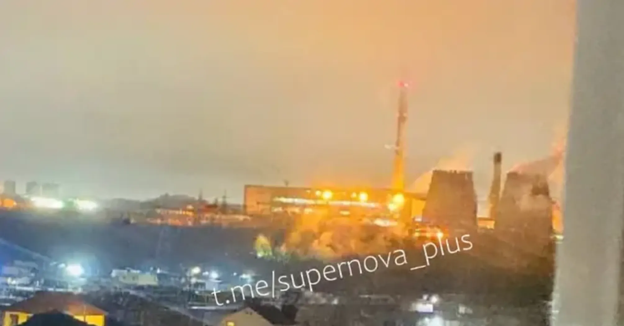 Дроны атаковали Орловскую и Ростовскую области России: попадание в завод и ТЭЦ (фото, видео)