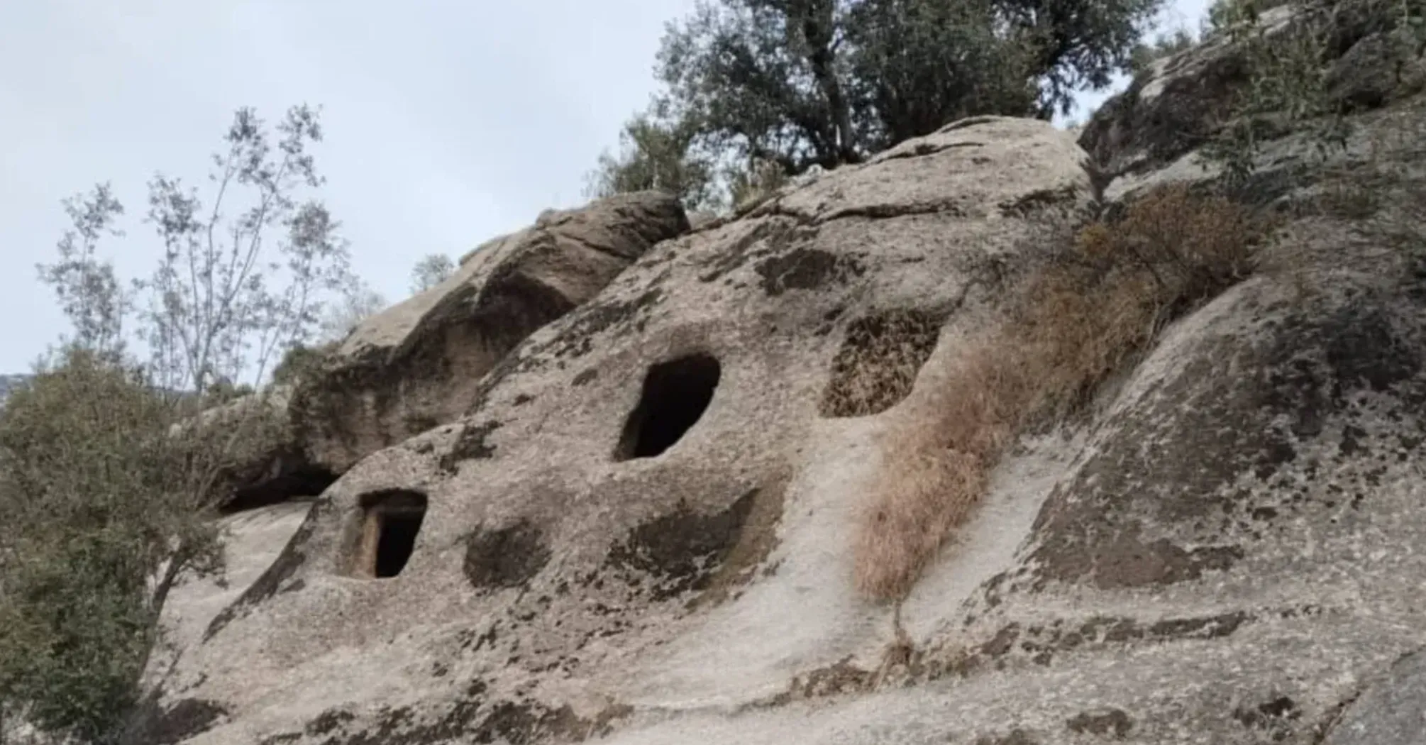 Археологи знайшли в Афганістані унікальну памʼятку віком 2500 років (фото)