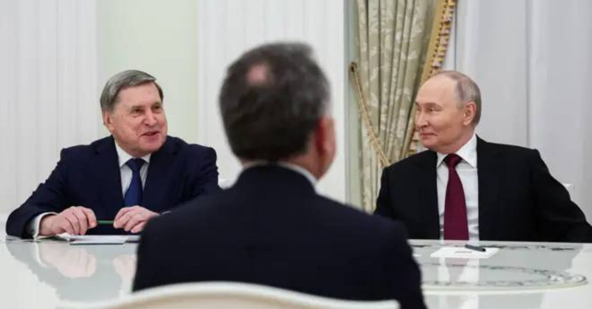 Компромісного варіанту знайдено не було: Ушаков про переговори російської та американської сторони щодо завершення війни в Україні 