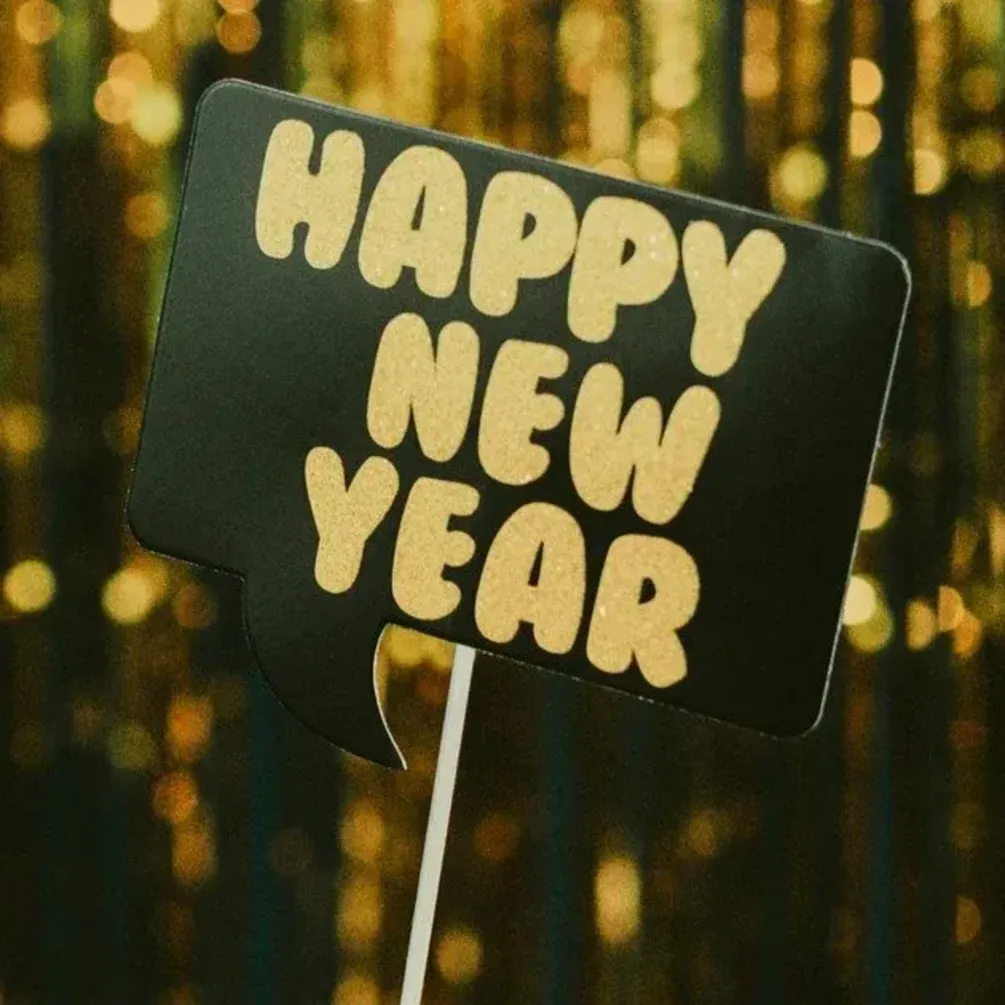 Поздравления с Новым годом: лучшие пожелания в прозе и стихах на украинском