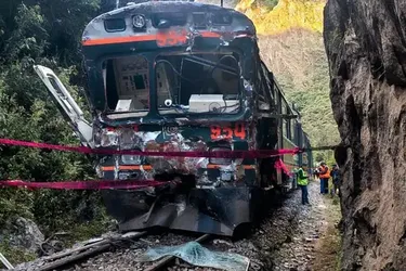 В Перу столкнулись туристические поезда: десятки раненых, один человек погиб (фото)