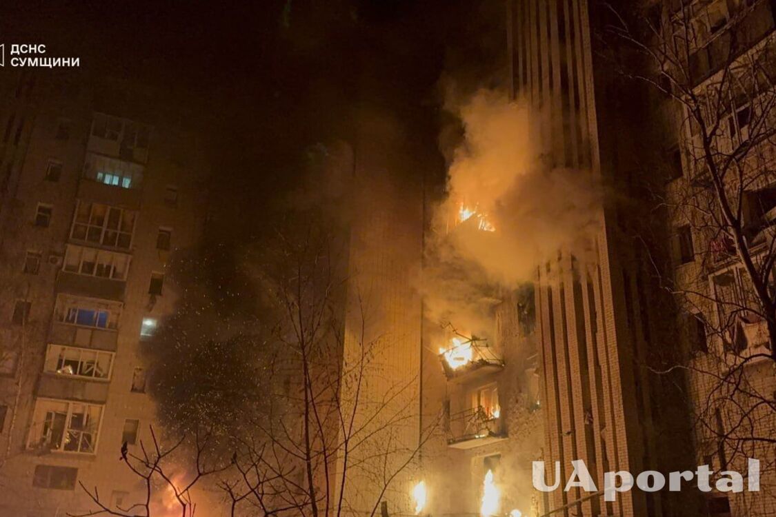 Дрон влучив у багатоповерхівку в Охтирці на Сумщині: є поранені (фото)