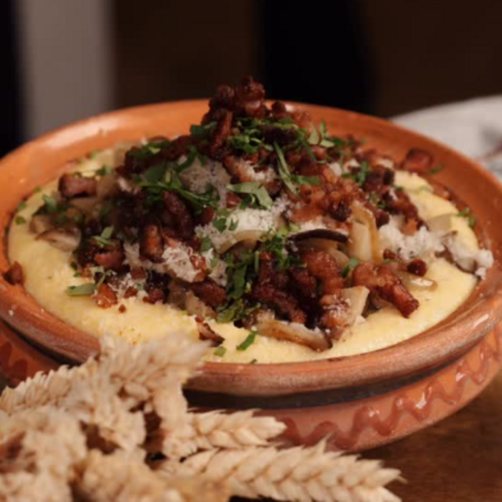 Смачний український банош з грибами: рецепт