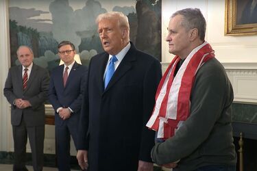 В то время, когда Трамп нахвалял россиян, Кремль запустил по Киеву баллистику