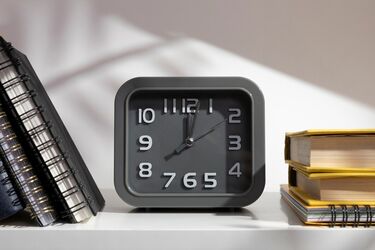 Чи буде перехід на літній час у 2025 році: що варто знати українцям