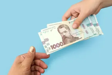 Зимові виплати: які категорії громадян отримають понад 6 тисяч гривень