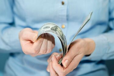 Грошова допомога для українців від Mercy Corps: хто може отримати 54 тис. грн і як подати заявку