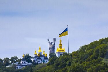Колись я був вневнений, що моєму поколінню випало жити в постісторії