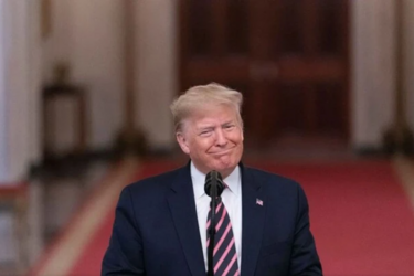 Трамп хоче зміни влади в Україні