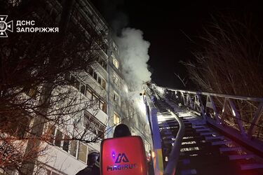 Армія РФ атакувала Запоріжжя дронами: є влучання у багатоповерхівку (відео)