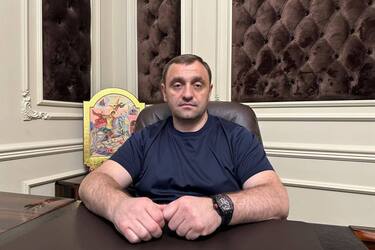 В элитном ЖК Москвы раздался взрыв: погибшим может быть президент Федерации бокса 'ДНР' Армен Саркисян, ранены (видео)