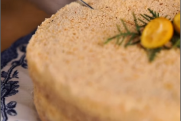 How to prepare quick and tasty no-bake honey cake