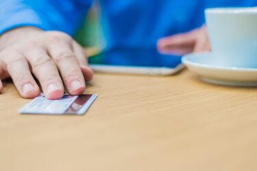 Допомога в 7 тисяч грн для українців: хто отримає гроші та як подати заявку