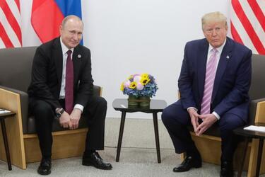 Тезис об итогах телефонного разговора Трампа и Путина в контексте мирных переговоров