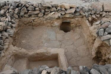 Lost for 3000 years: an ancient city of gold was found in the sands of Egypt (photo)