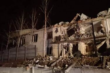 Російські дрони атакували Київщину, Дніпропетровщину та Суми: є влучання у лікарню та приватні будинки (фото)