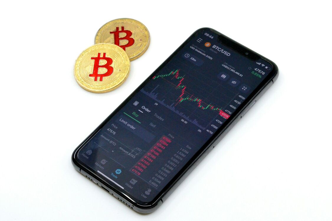 Биткоин снова выше $84 000: сигнал к росту или временный скачок?