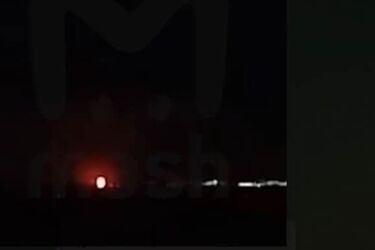Дроны атаковали НПЗ в российском Энгельсе: загорелся масштабный пожар (фото)