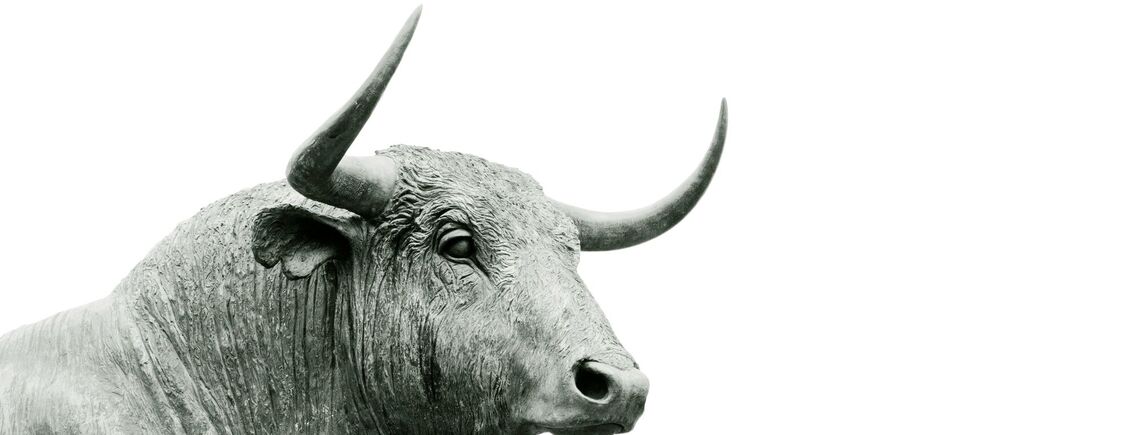 Биткоин рухнул на 23%: начало кризиса или шанс для инвесторов?