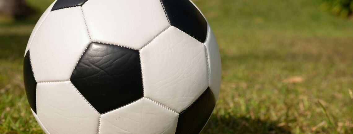 Барселона избежала технического поражения в матче с Осасуной