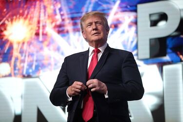 Трамп предложит Конгрессу план прекращения войны в Украине