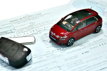 Штраф за відсутність автоцивілки: на яку суму можуть покарати водія в Україні у 2025 році