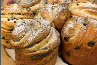 Паска-крафин с четырьмя разными начинками: рецепт