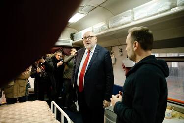 Украина запустит новый международный поезд: в какую страну станет удобнее добраться