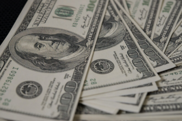 Як зміниться долар в Україні за найближчі 3 місяці: експертний прогноз